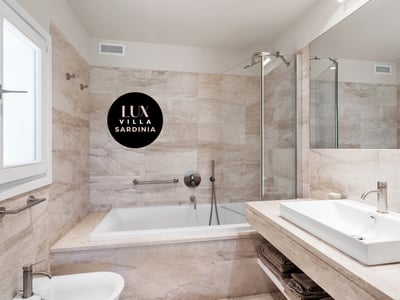 11 of 17. bathroom