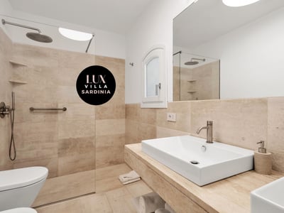 9 of 17. bathroom