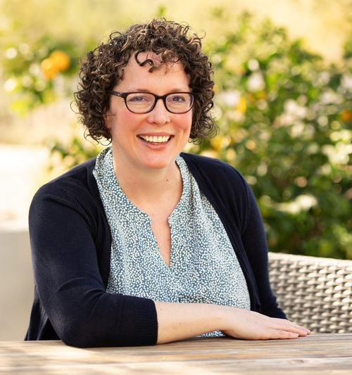 Photo of Elly McKenzie
