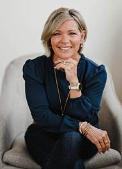 Photo of Sue Dickinson