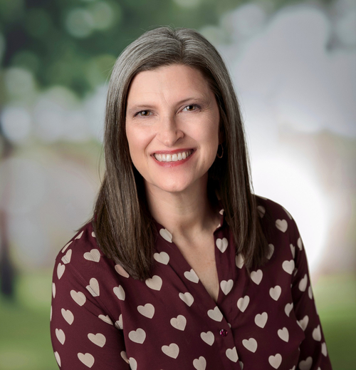 Photo of Elizabeth Pinder